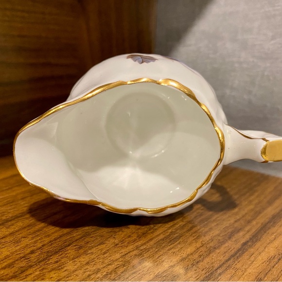 Aynsley England creamer - Picture 4 of 4